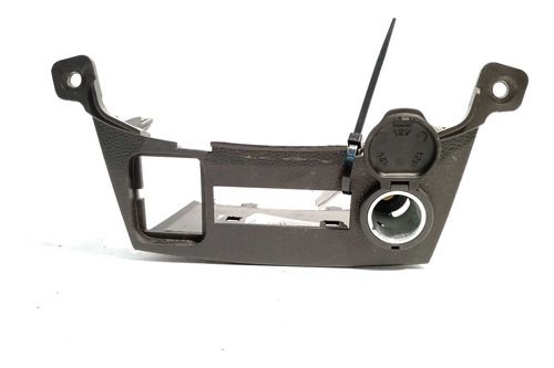 Tomada 12v Com Acabamento Gm Tracker 2017 2019