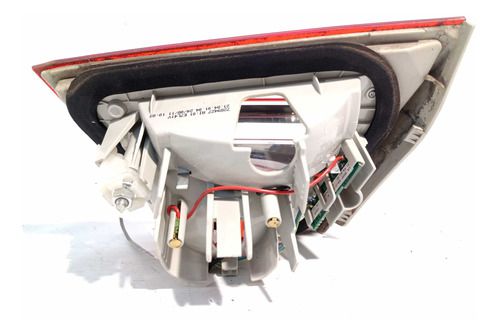Lanterna Tampa Tras Esquerda Bmw 318i 2009 2010 2011 2012