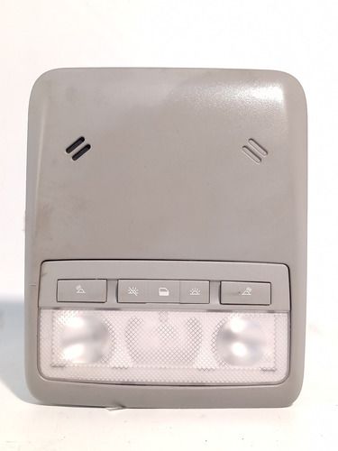Luz Teto Cortesia Dianteira Gm Tracker 2017 2019