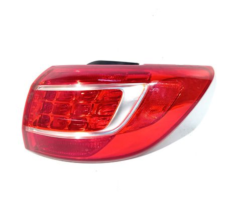 Lanterna Direita Kia Sportage 2010 2011 2012 2013 Detalhe