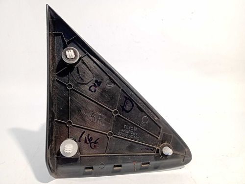 Acabamento Externo Traseiro Esquerdo Toyota Yaris 2018 2020