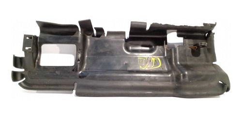 Defletor Guia Entrada Ar Dianteira Direita Volvo Xc60 2011