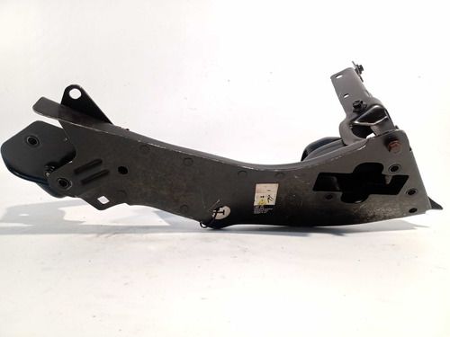 Suporte Farol Direito Mercedes E320 2004