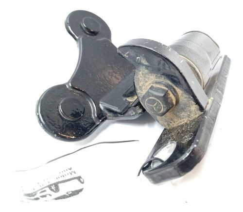 Dobradiça Inferior Porta Traseira Direita Mercedes C180 2012