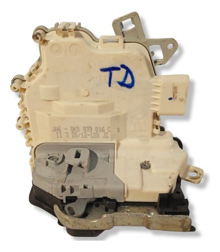 Fechadura Porta Traseira Direita Audi A5 Tfsi 2012 2013