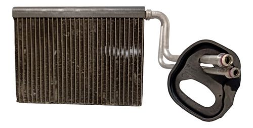 Radiador Ar Condicionado Caixa Ar Bmw 120i 2006 2008 2010