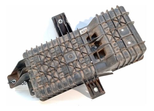 Caixa Suporte Canister Hyundai Santa Fé V6 2011 Detalhes