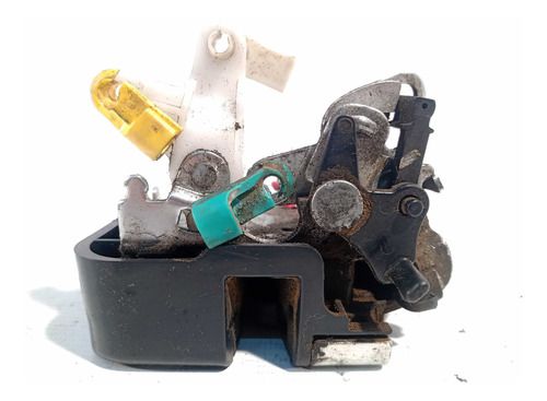 Fechadura Porta Traseiro Esquerdo Chrysler Pt Cruiser 2008