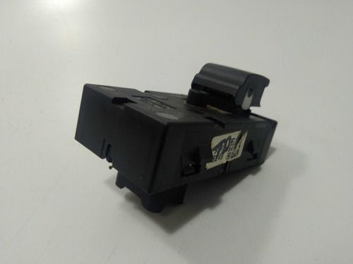 Botão Porta Traseiro Direito Gm Spin 2013 Original