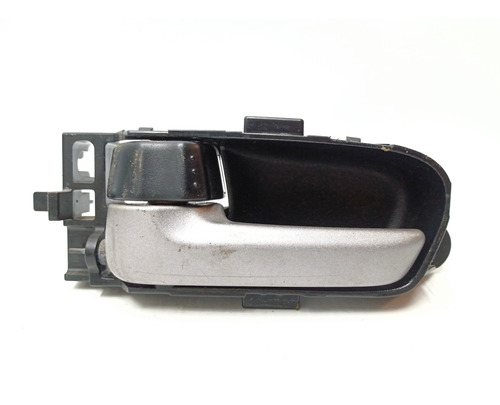 Maçaneta Interna Traseira Esquerda Suzuki Grand Vitara 2010