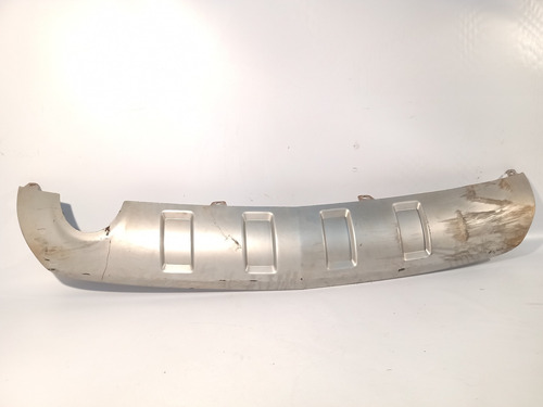 Saia Inf Parachoque Detalhe Traseiro Chevrolet Captiva 2011