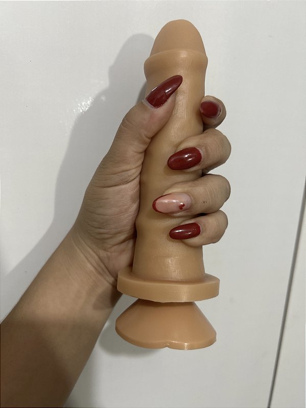 Prótese Penis Realístico com veias e ventosa (gruda na parede)  17,4 x 4,1cm
