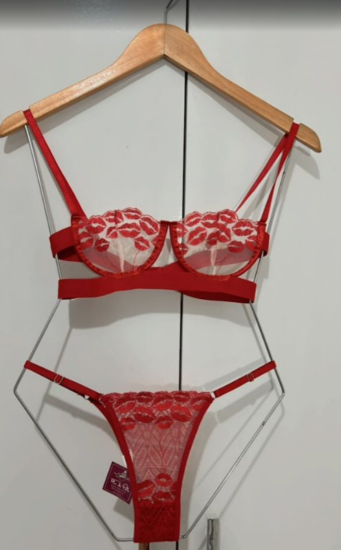 Conjunto Beijos  - P - Vermelho