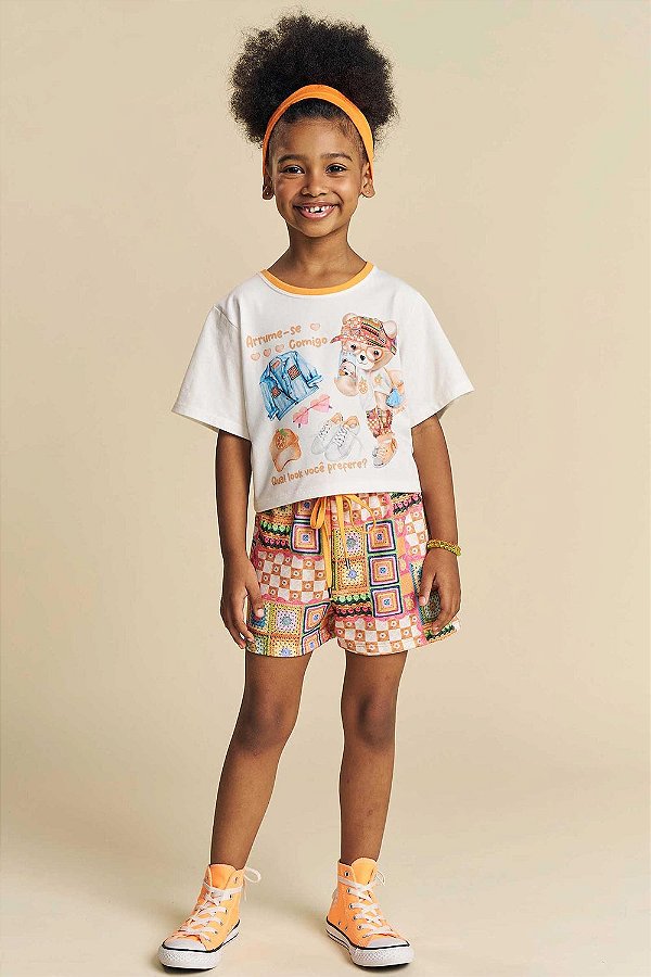 Conjunto de Blusa Boxy em Meia Malha e Shorts em Molecotton Kukiê