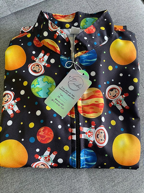 JALECO ESTAMPADO ASTRONAUTA