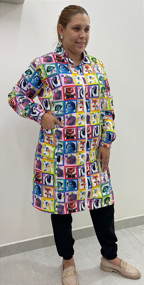 JALECO ESTAMPADO DIVERTIDAMENTE COM ZÍPER BRANCO