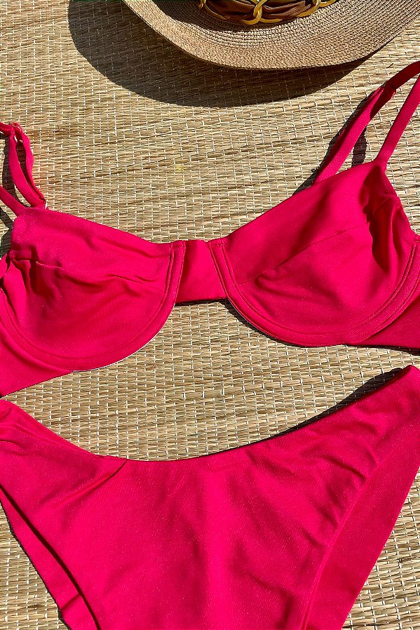 Top Jade Cherry - Meia Taça com Aro e Alças com Regulagem