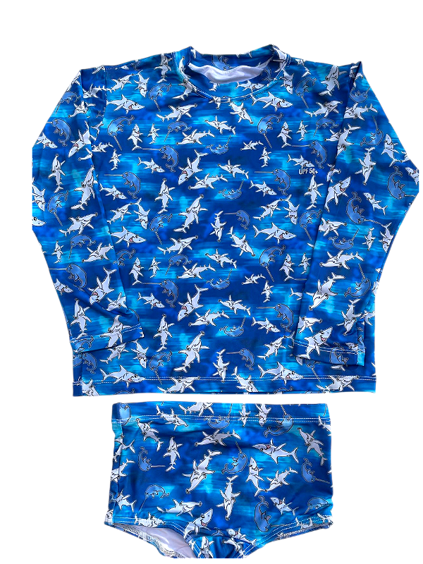 Conjunto Infantil Camiseta Proteção UV 50+ e Sunga Box Tubarão