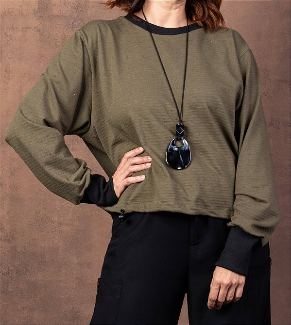 Blusa Malha Maquinetada Regulador Cintura Oliva