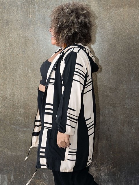 Jaqueta Viscose Ziper e Capuz Mondrian