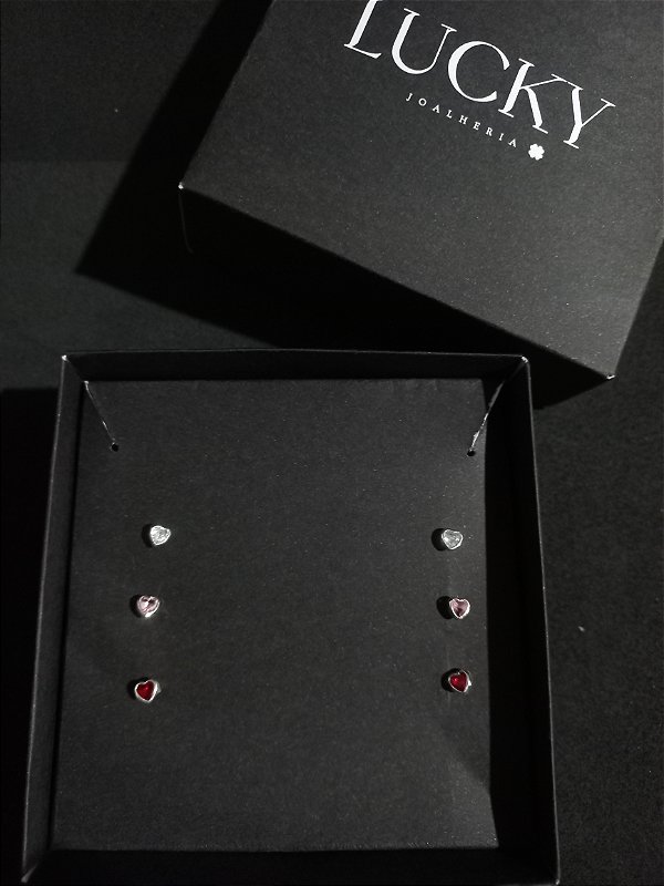 Brinco Trio Coração Colorido