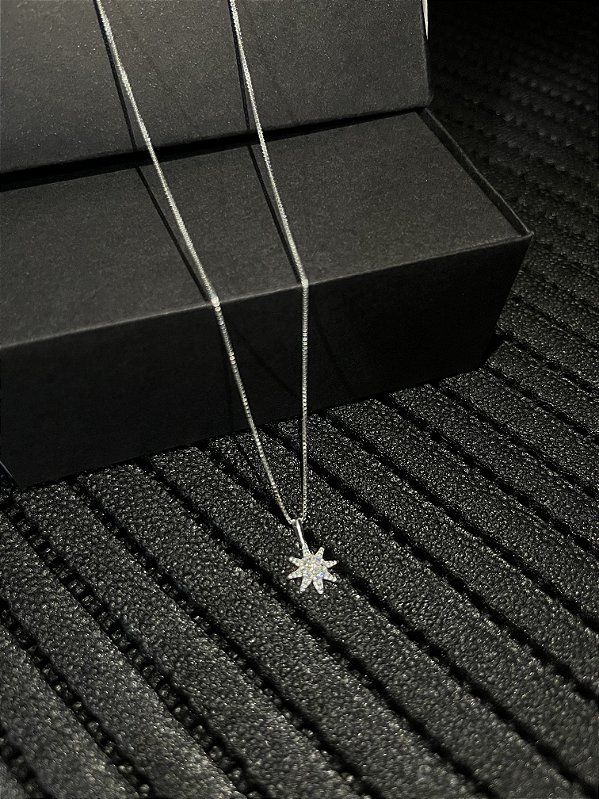 Colar Estrela Cravejada