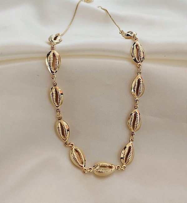 Colar Choker Búzios Banhado em Ouro 18 k.