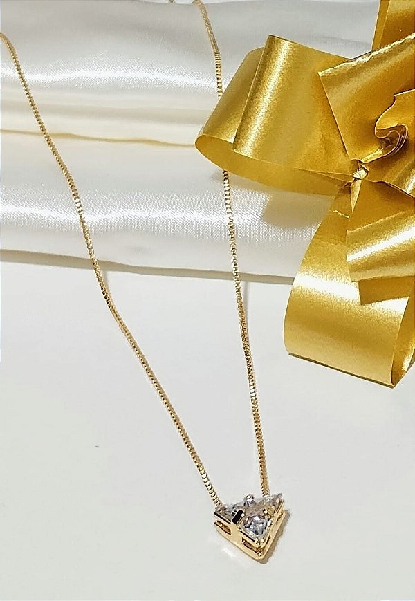 Colar ponto de Luz Triangular Banhado em Ouro 18 k.