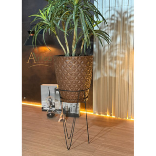 Kit com Vaso coluna redonda diamante P com prato + Suporte de ferro
