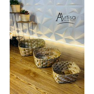 Kit com 3 Cestas Bandejas Organizadoras P M G de palha de taboa