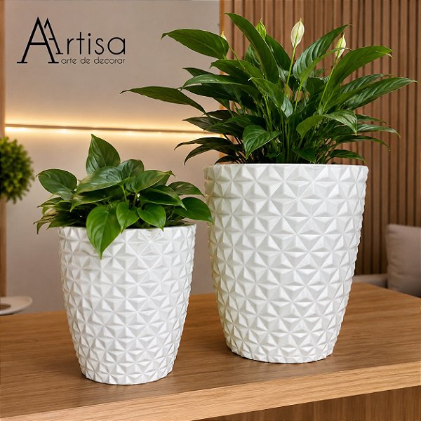 Kit 2 Vasos para Plantas Redondo Diamantado P e M em Polietileno com Pratos Coletores | Leve, Resistente e Decorativo