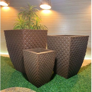 KIT com 3 vasos polietileno para plantas quadrado diamantado P, M e G