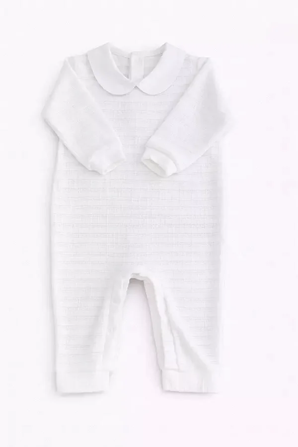 Macacão Moletinho Com gola - Preto