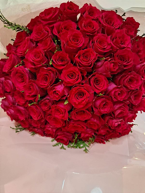 Buquê Amor Clássico 100 rosas