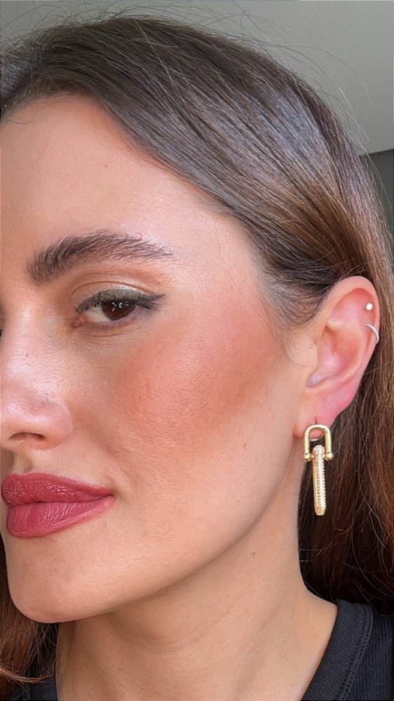 Brinco Insp Tiffany Cravejado Dourado