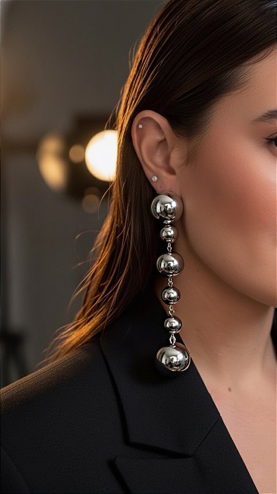 Brinco Esferas Longo Prata