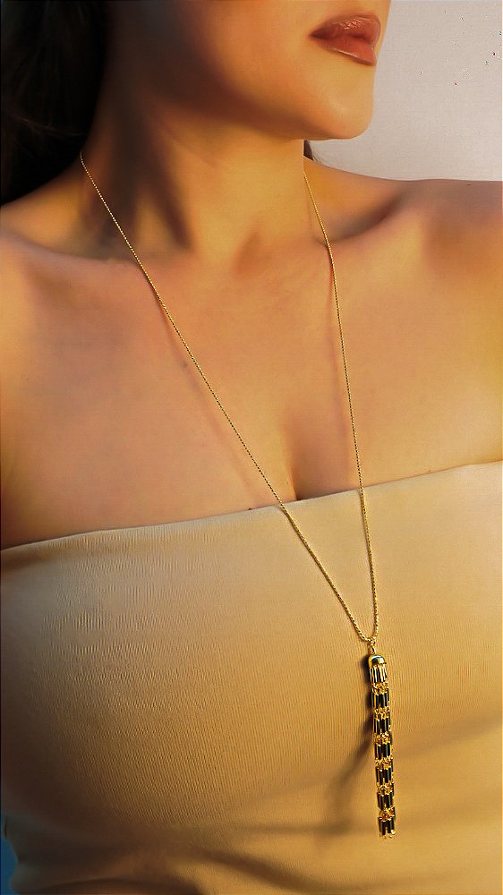 Colar Alongado Pingente Tassel Metal Dourado