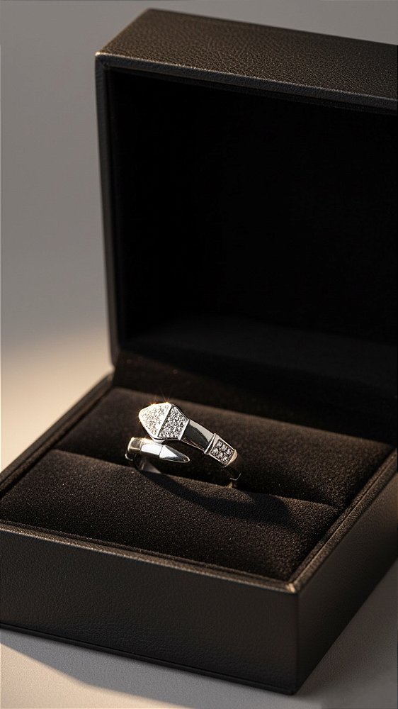 Anel Serpente Insp Bulgari Cravejado Prata Ajustável