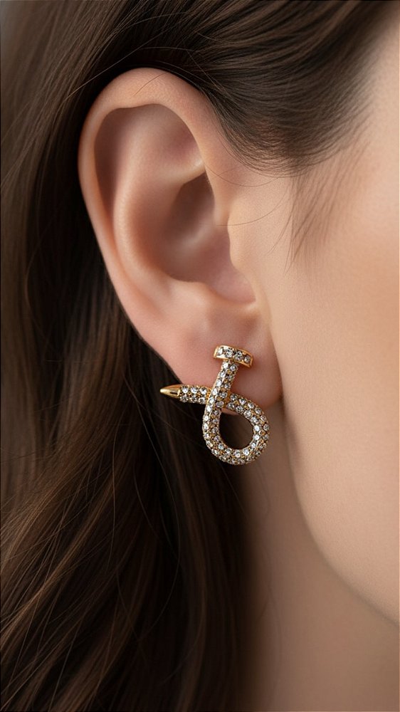 Brinco Insp Cartier Prego Zircônia Dourado