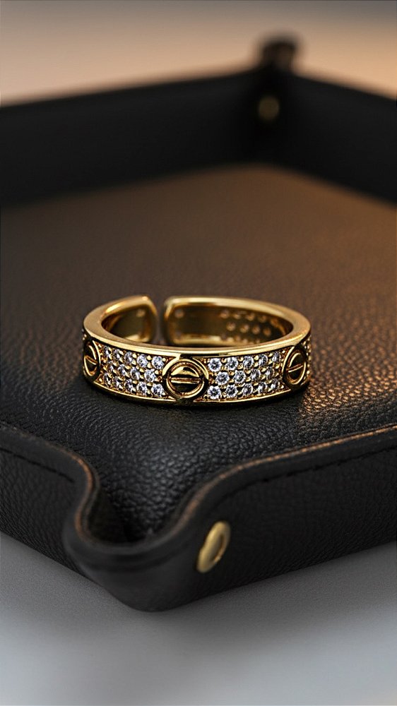 Anel Insp Cartier Cravejado Zircônias Dourado Ajustável