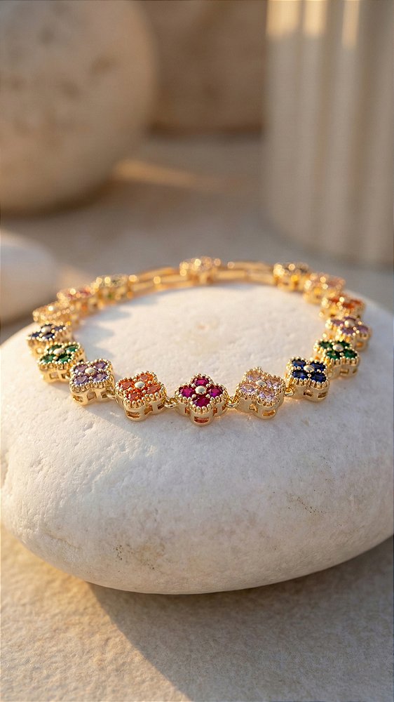 Pulseira Riviera Trevo Colorida Dourada
