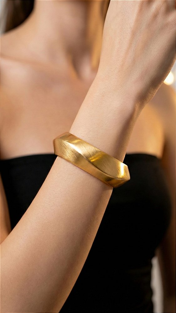 Bracelete Orgânico Metal Escovado Dourado