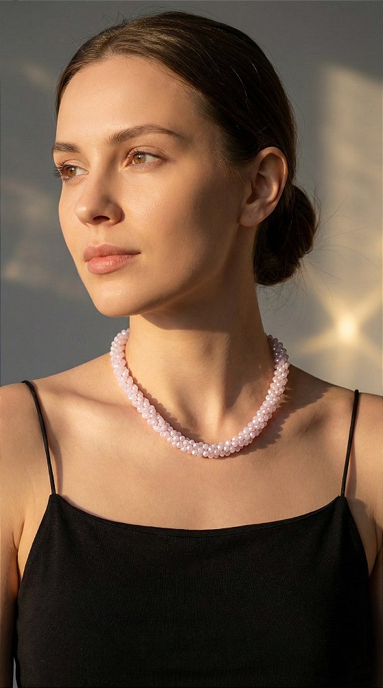 Colar Miçangas Rose Insp Swarovski