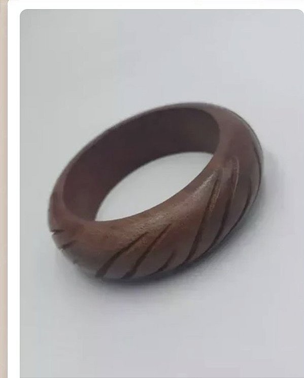 Bracelete Redondo Madeira Trabalhado