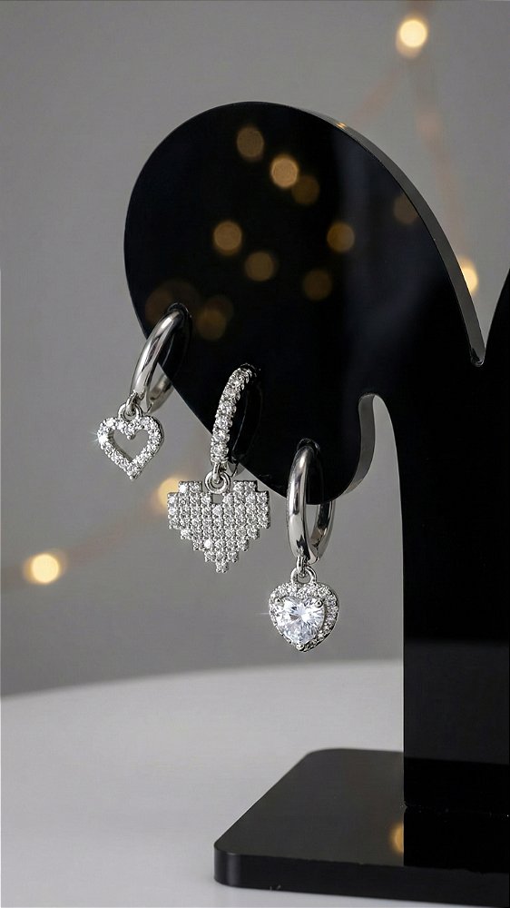 Brinco Trio Argolinhas Corações Cravejados Prata