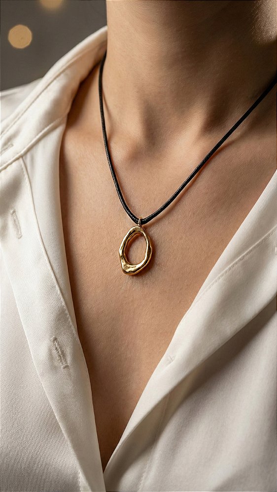 Colar Cordão Preto Gringo Pingente Orgânico Aço Dourado