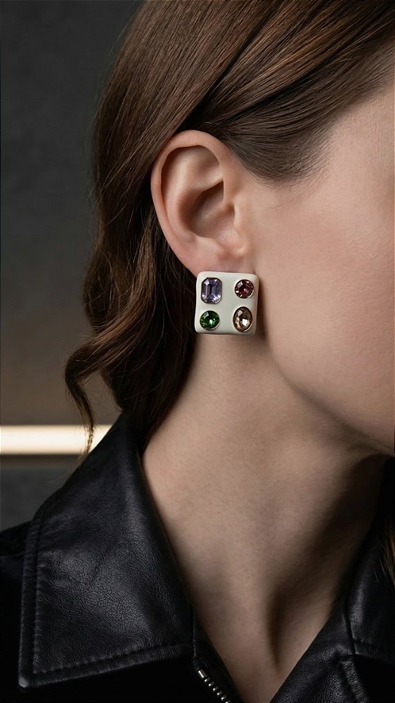 Brinco Quadrado Resina Off Pedras Chaton Colors