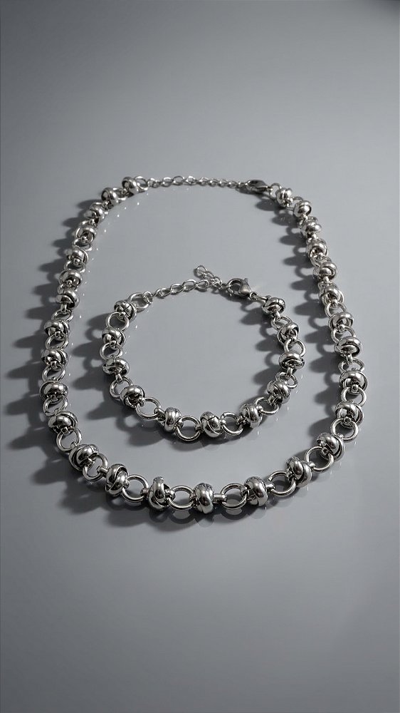 Conjunto Colar e Pulseira Corrente Insp Cartier Esferas Aço Prata
