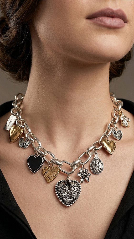 Colar Mix Corações Insp Zara Trabalhado Duo Prara e Dourado