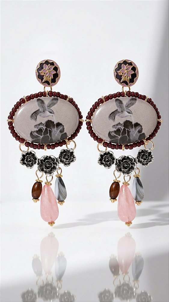 Brinco Pendurado Vintage Beija-Flor Miçangas & Resina Multicolors Dourado